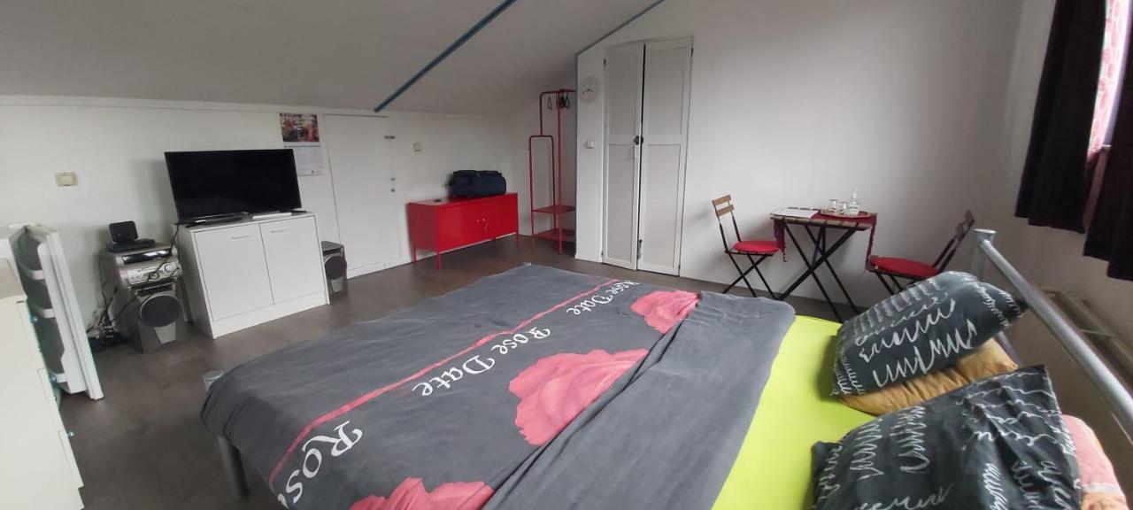 Spacious Room With Free Parking Almere Exterior photo
