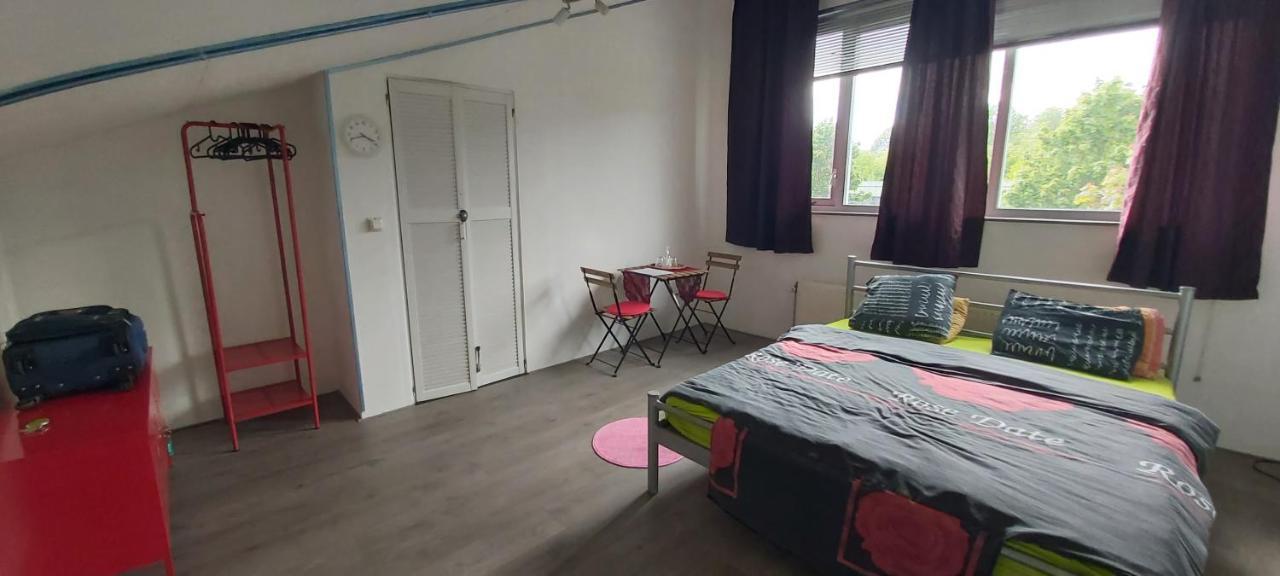 Spacious Room With Free Parking Almere Exterior photo